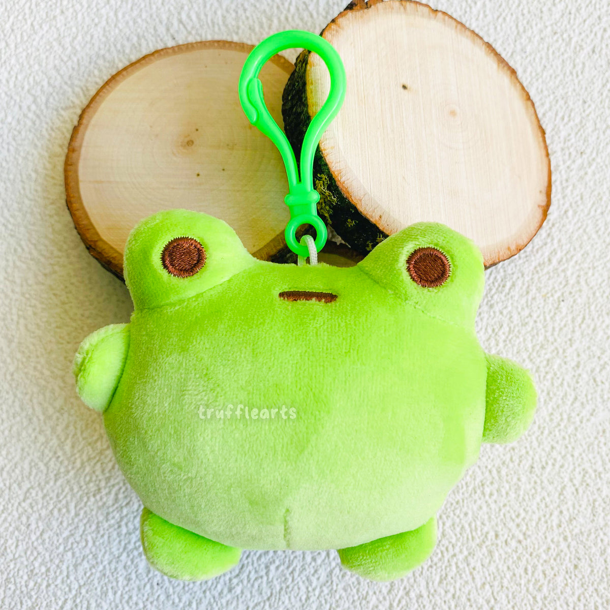 Wawa the Frog Keychain Plush – Truffle Arts